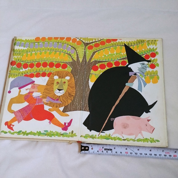 1968 Favorite Stories Vintage Story Book. Red. Illustrations - Picture 5 of 7